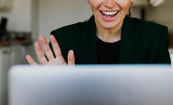 How to Make a Strong First Impression Online Before a Kent Networking Event